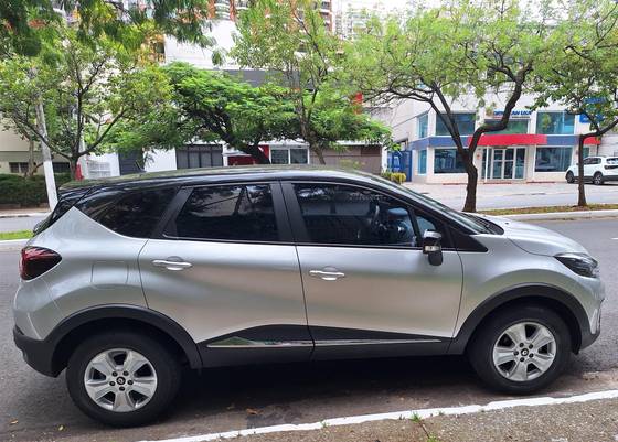 RENAULT CAPTUR 1.6 16V SCE FLEX LIFE X-TRONIC